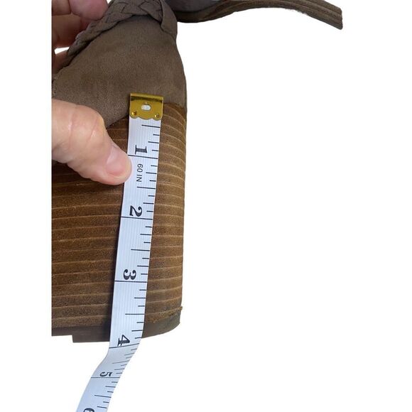 Madden Girl size 8.5 womens wedge ankle bootie tan suede - Picture 4 of 5